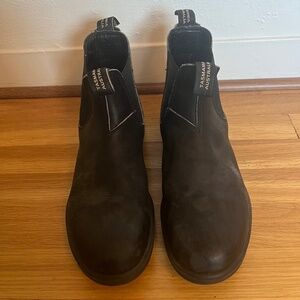 Men's Black Blundstone Chelsea Boots Size 8